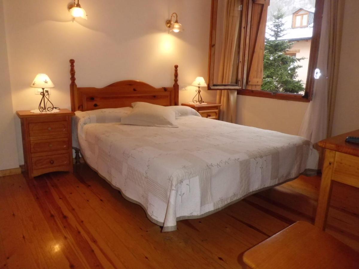 טווסקאן Hotel Llacs De Cardos מראה חיצוני תמונה