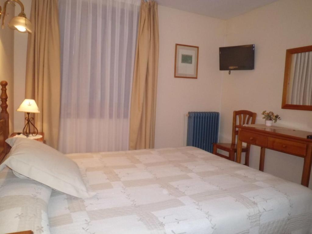 טווסקאן Hotel Llacs De Cardos מראה חיצוני תמונה